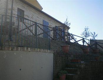 Scuderi Landhaus Recanati